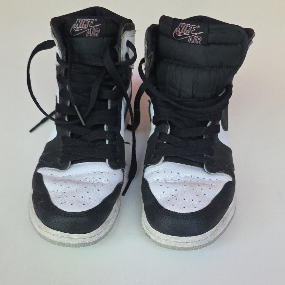 Nike High-Top Sneakers in Black and White